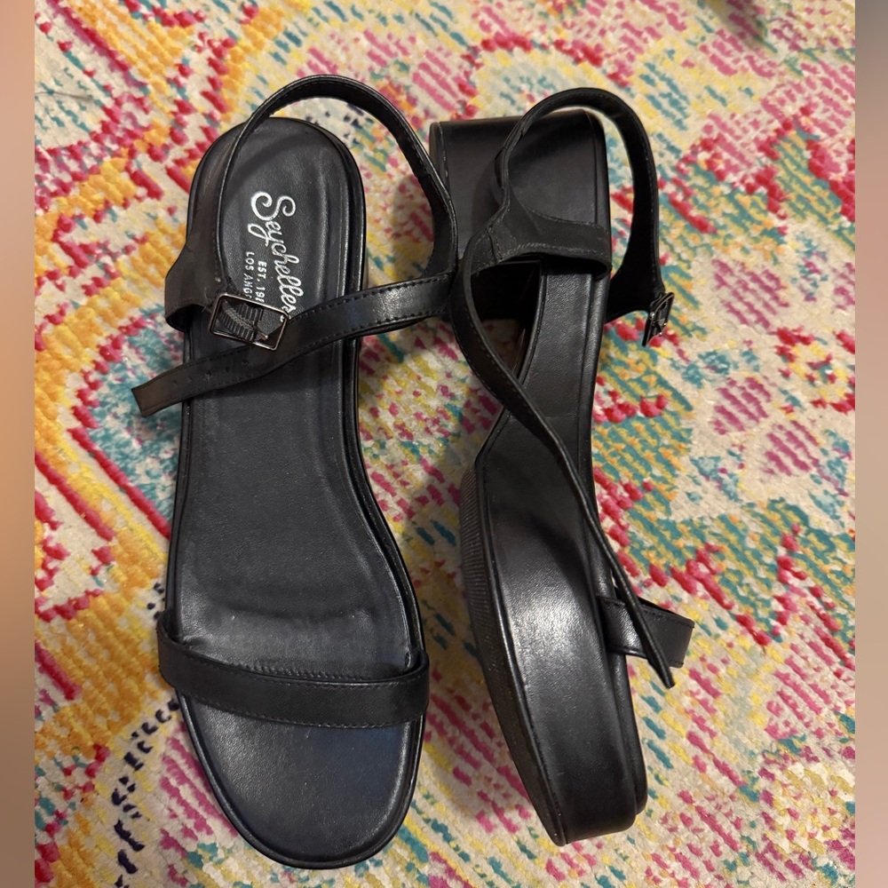 Seychelles Black Strappy Sandals
